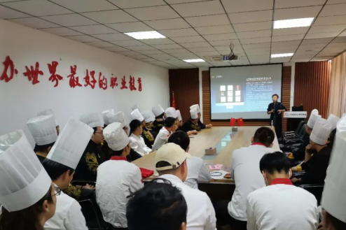 大连新东方学籍注册火热进行中，“技能+学历+就业”一步到位 机会不易，名额有限，速抢呀！